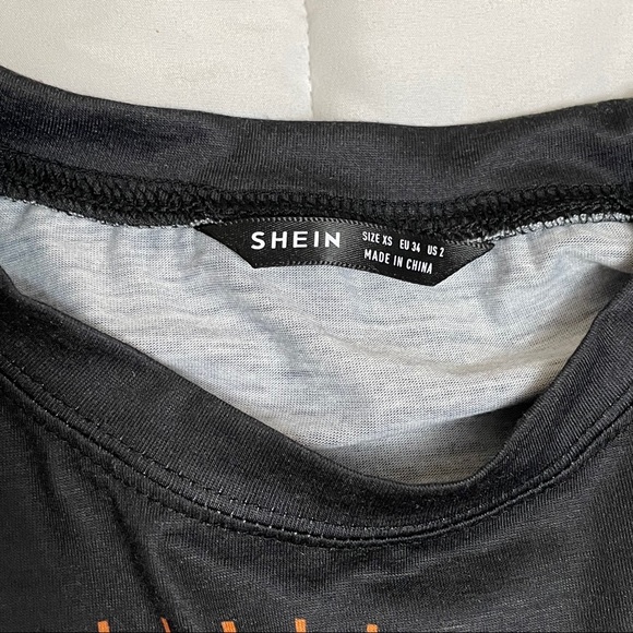 Shein short sleeve - Picture 2 of 3